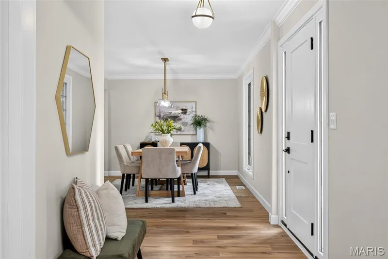 Welcoming entry — 1674 Old Baxter Road, Chesterfield, MO 63017