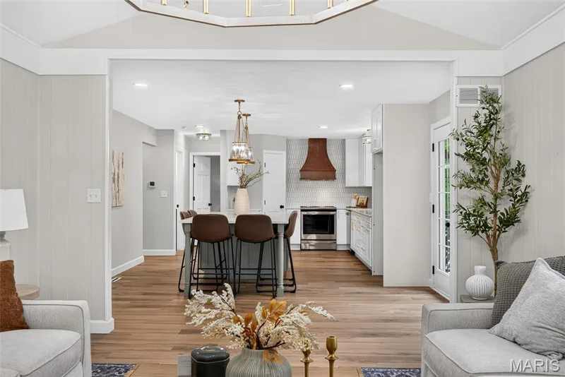 Perfect for Entertainment — 1674 Old Baxter Road, Chesterfield, MO 63017