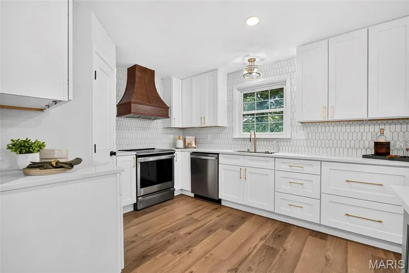 1674 Old Baxter Road, Chesterfield, MO 63017 — listing photo 25 of 90
