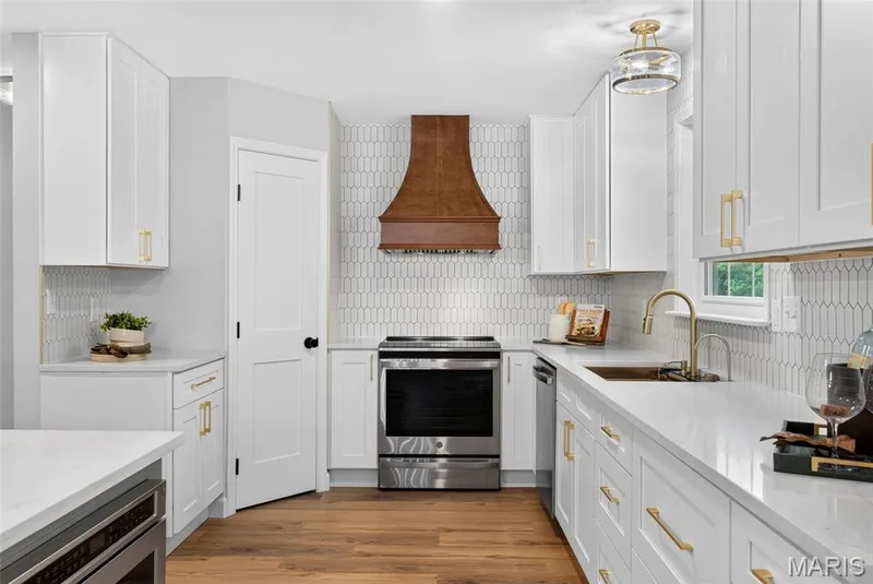 1674 Old Baxter Road, Chesterfield, MO 63017 — listing photo 31 of 90