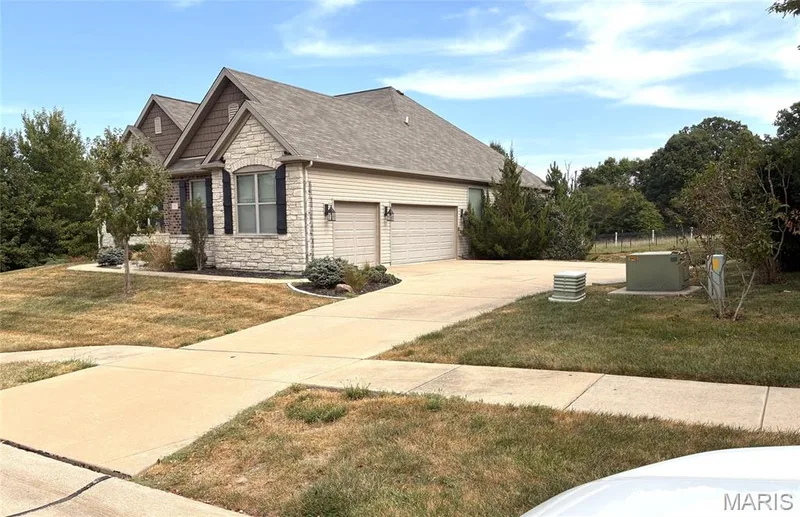 101 Castlewood Estates Drive, O'Fallon, MO 63368 — listing photo 2 of 2