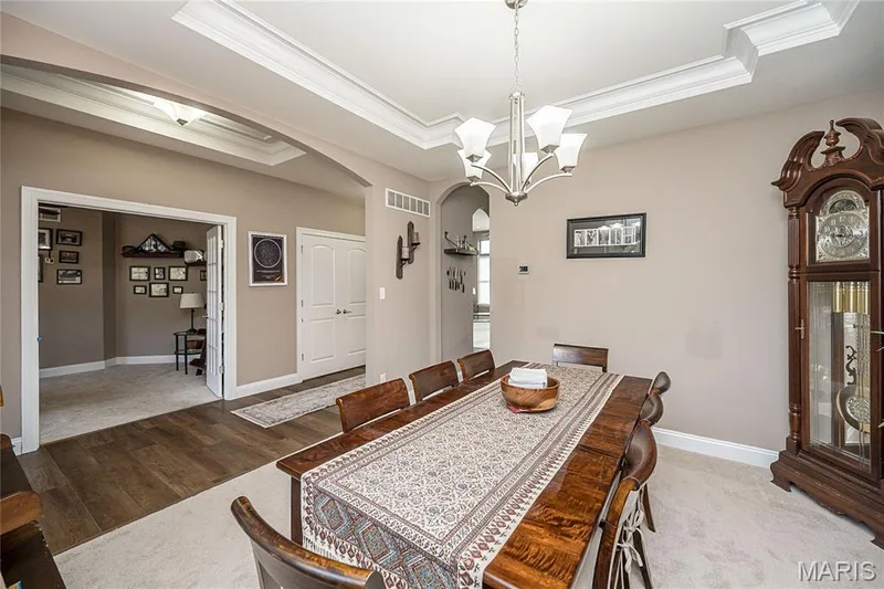 101 Castlewood Estates Drive, O'Fallon, MO 63368 — listing photo 9 of 55