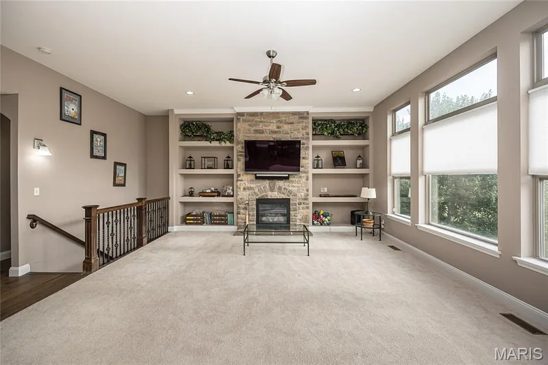 101 Castlewood Estates Drive, O'Fallon, MO 63368 — listing photo 14 of 55