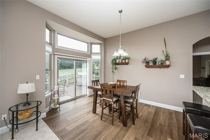 101 Castlewood Estates Drive, O'Fallon, MO 63368 — listing photo 18 of 55