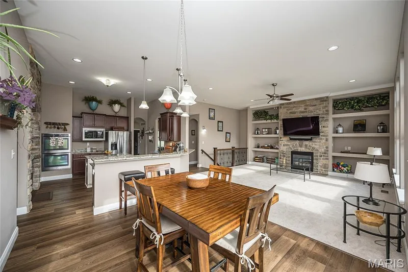 101 Castlewood Estates Drive, O'Fallon, MO 63368 — listing photo 20 of 55