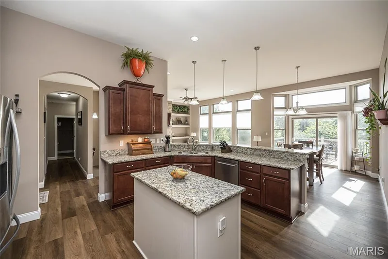 101 Castlewood Estates Drive, O'Fallon, MO 63368 — listing photo 27 of 55