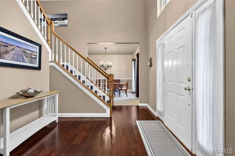 704 Knollshire Way Court, Dardenne Prairie, MO 63368 — listing photo 9 of 73