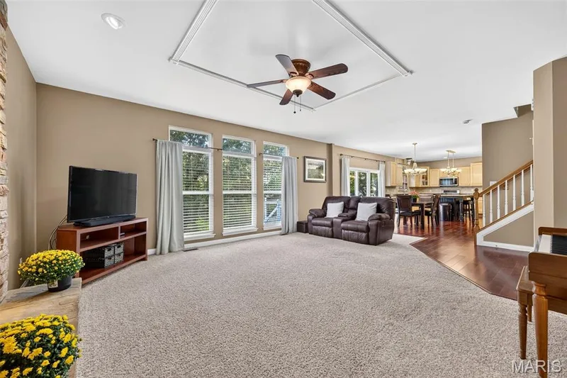 704 Knollshire Way Court, Dardenne Prairie, MO 63368 — listing photo 13 of 73