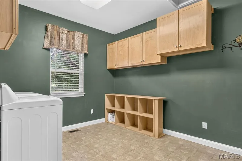704 Knollshire Way Court, Dardenne Prairie, MO 63368 — listing photo 23 of 73