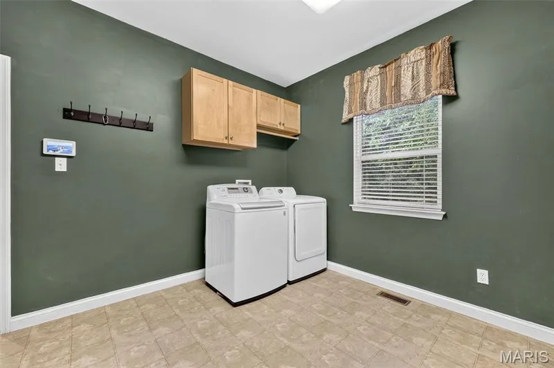704 Knollshire Way Court, Dardenne Prairie, MO 63368 — listing photo 22 of 73