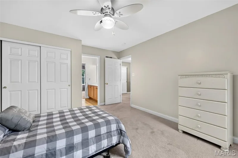 704 Knollshire Way Court, Dardenne Prairie, MO 63368 — listing photo 40 of 73