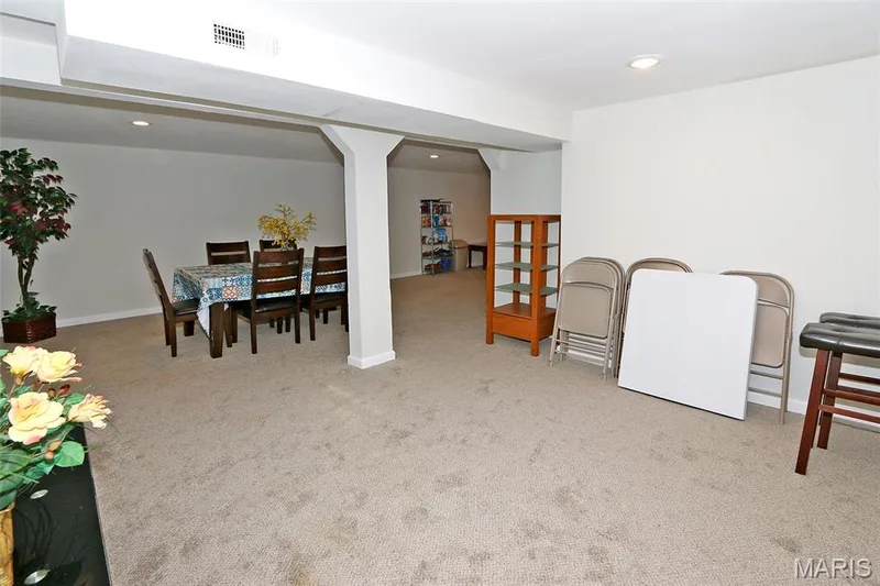 6 Marveline Drive, St Charles, MO 63304 — listing photo 16 of 25
