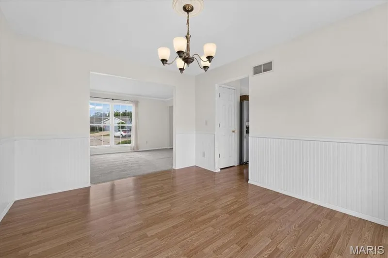 151 Royallsprings Parkway, O'Fallon, MO 63368 — listing photo 11 of 50