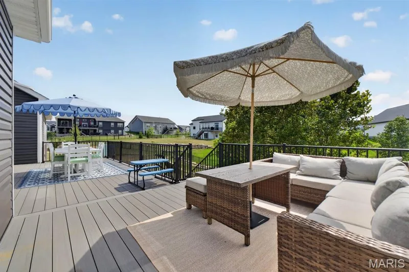 512 Spruce Hollow Court, Wentzville, MO 63385 — listing photo 13 of 14