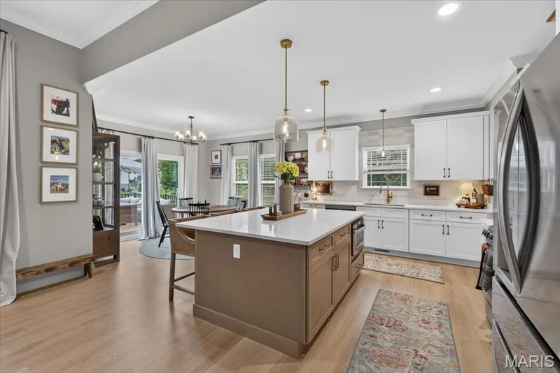 512 Spruce Hollow Court, Wentzville, MO 63385 — listing photo 11 of 51
