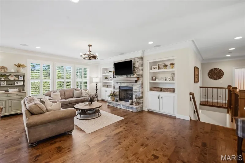 423 Cottage Grove Drive, Wentzville, MO 63385 — listing photo 14 of 75