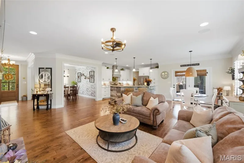 423 Cottage Grove Drive, Wentzville, MO 63385 — listing photo 16 of 75