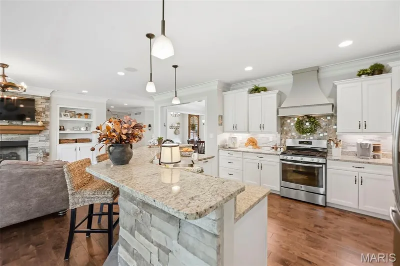 423 Cottage Grove Drive, Wentzville, MO 63385 — listing photo 23 of 75
