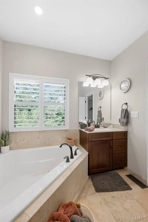 423 Cottage Grove Drive, Wentzville, MO 63385 — listing photo 41 of 75