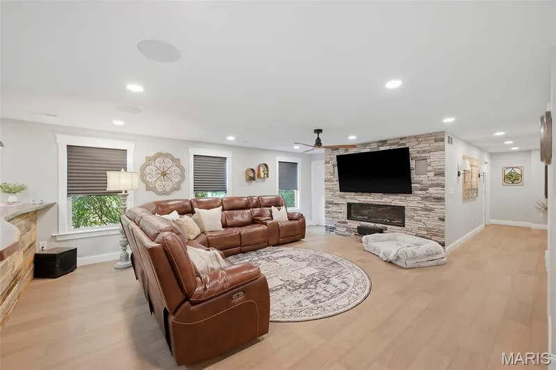 423 Cottage Grove Drive, Wentzville, MO 63385 — listing photo 50 of 75