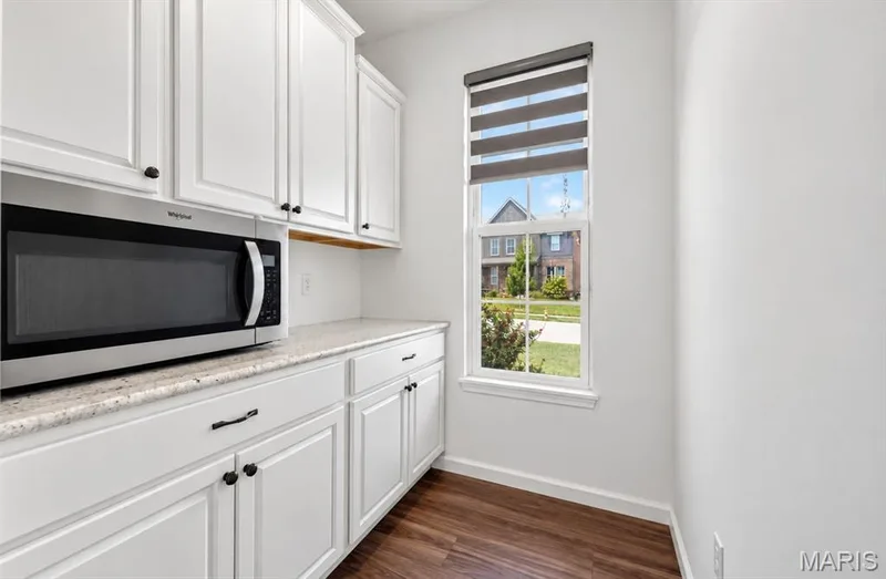 Extra storage off the kitchen — 708 Kenmare Court, Dardenne Prairie, MO 63368