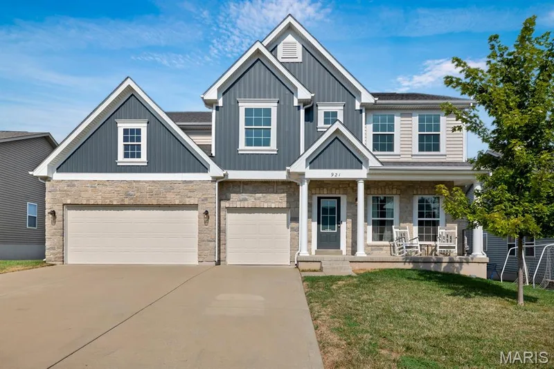 921 Ellis Park Drive, Wentzville, MO — listing photo 1
