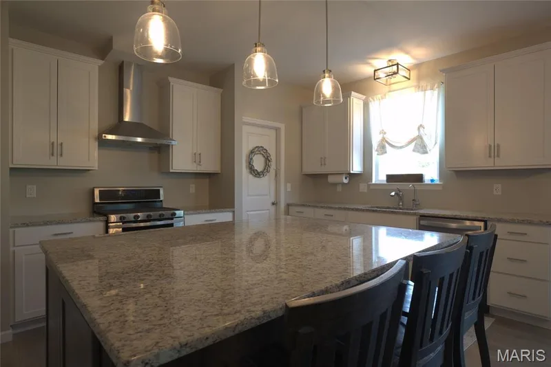 921 Ellis Park Drive, Wentzville, MO 63385 — listing photo 12 of 40