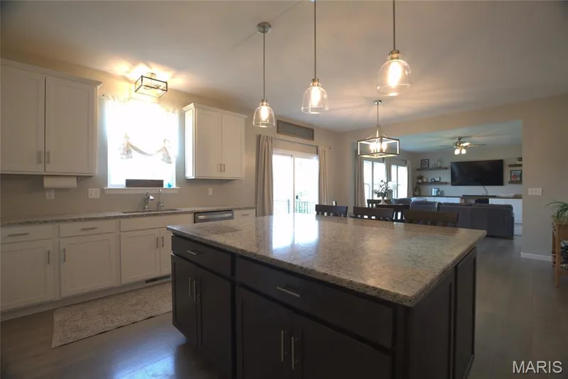 921 Ellis Park Drive, Wentzville, MO 63385 — listing photo 16 of 40