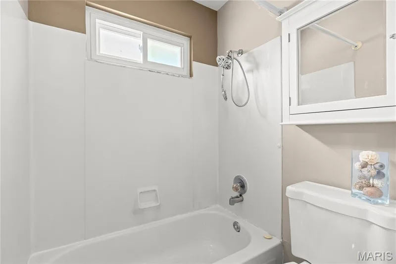 3305 Highgate Lane, St Charles, MO 63301 — listing photo 15 of 25