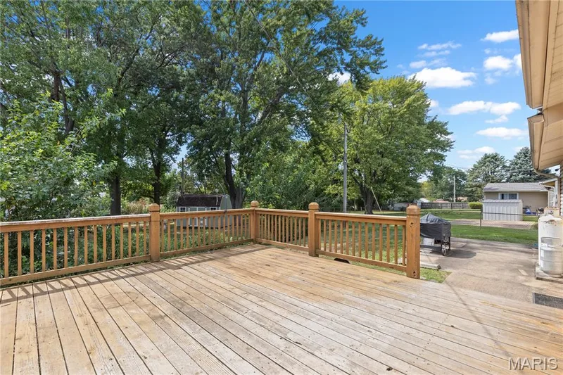 3305 Highgate Lane, St Charles, MO 63301 — listing photo 21 of 25