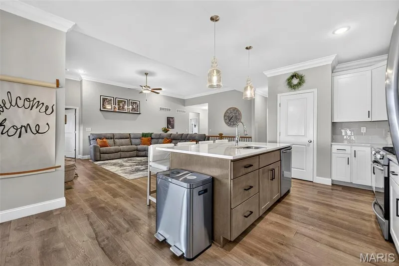293 Laurens Spring Court, Lake St. Louis, MO 63367 — listing photo 11 of 38