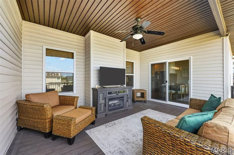293 Laurens Spring Court, Lake St. Louis, MO 63367 — listing photo 32 of 38