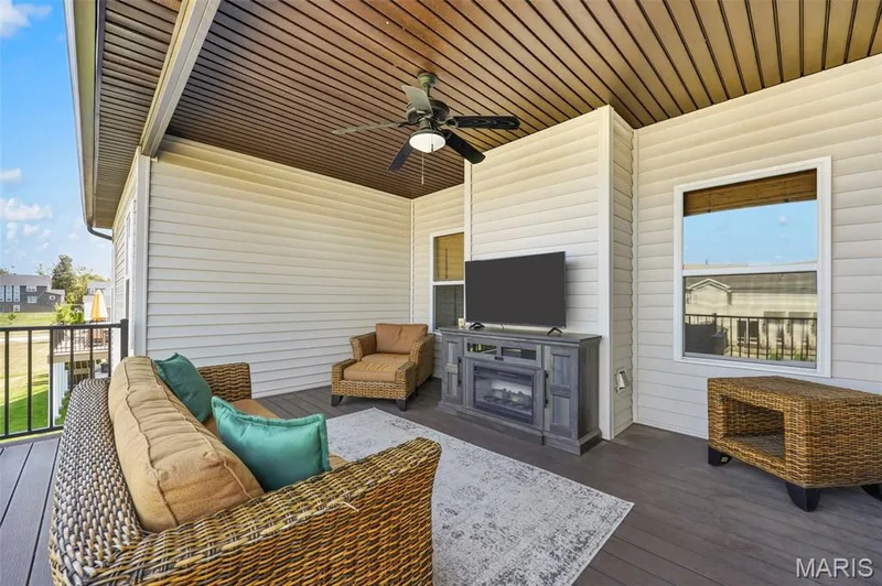 293 Laurens Spring Court, Lake St. Louis, MO 63367 — listing photo 33 of 38