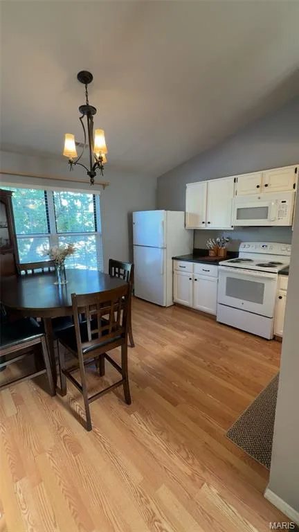 905 Sugar Lake Court #6, St Peters, MO 63376 — listing photo 6 of 15