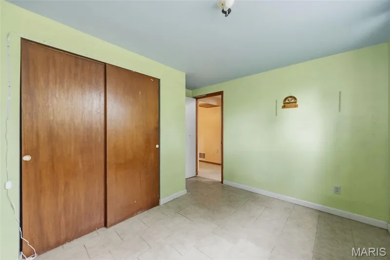 1301 Drummond Court, St Charles, MO 63303 — listing photo 17 of 31