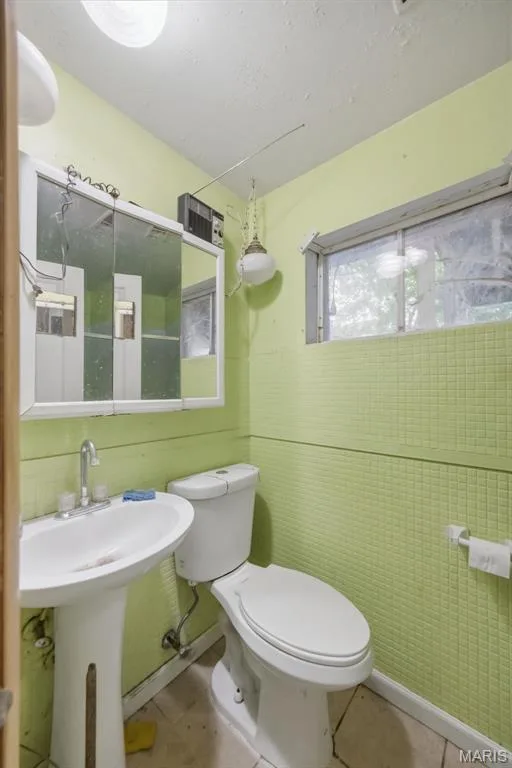 Basement halfbath — 1301 Drummond Court, St Charles, MO 63303