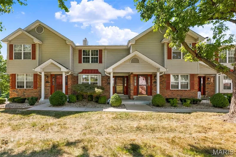 1710 N Wisteria Drive #2, St Charles, MO 63303 — listing photo 36 of 46