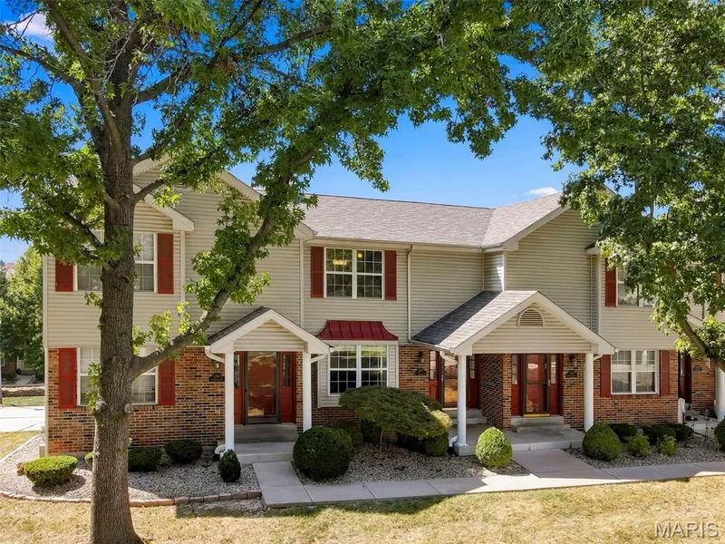 1710 N Wisteria Drive #2, St Charles, MO 63303 — listing photo 39 of 46