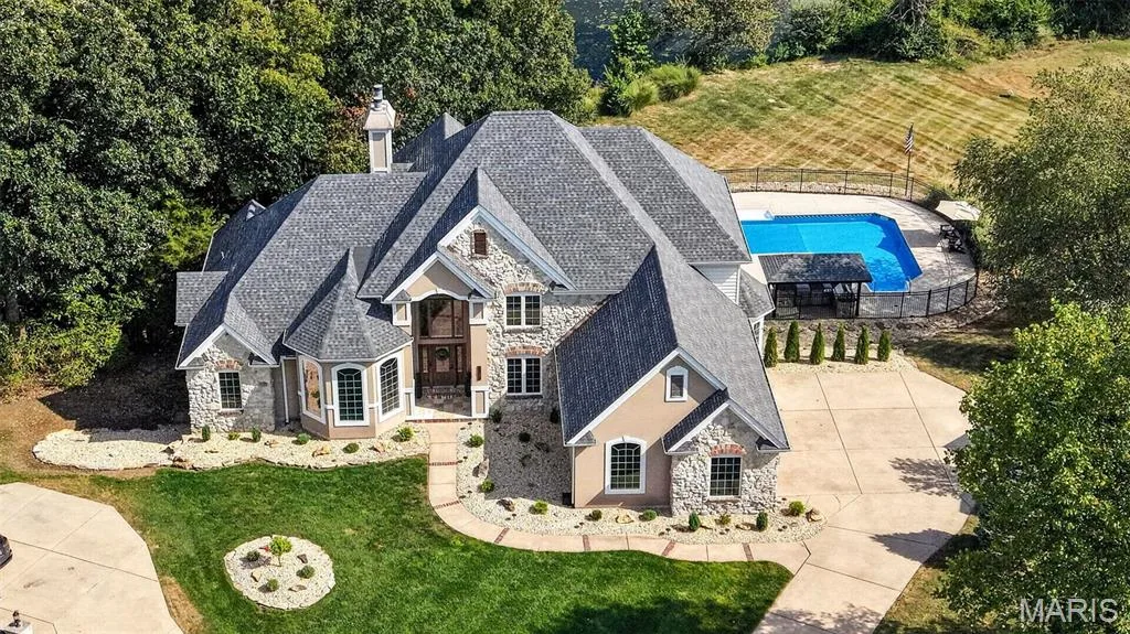 2314 Longest Drive, Wentzville, MO 63385 — listing photo 1 of 99