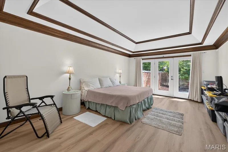 Large master bedroom — 14418 W Open Meadow Court W, Chesterfield, MO 63017