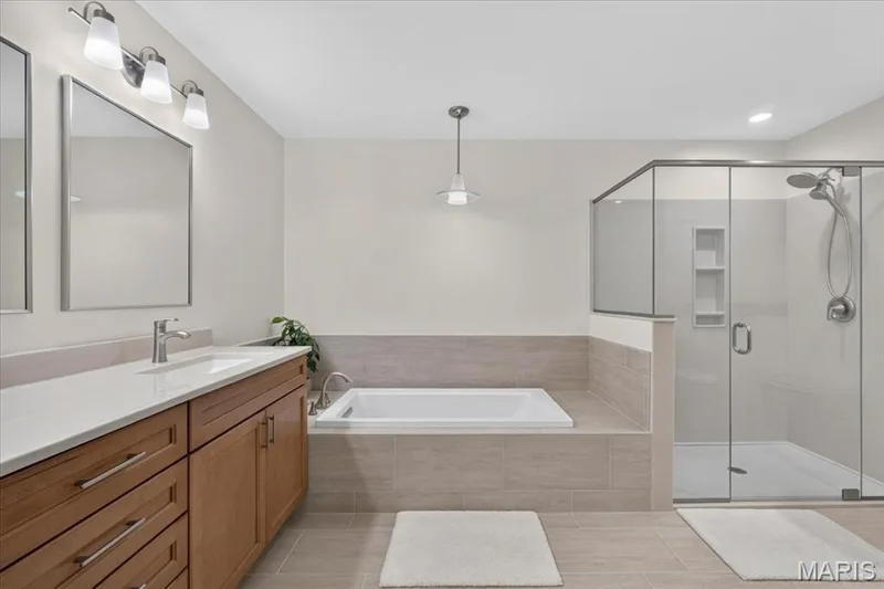 Brand new master bathroom — 14418 W Open Meadow Court W, Chesterfield, MO 63017