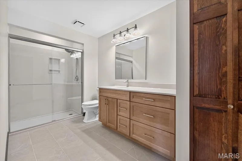 Upper level new bathroom — 14418 W Open Meadow Court W, Chesterfield, MO 63017
