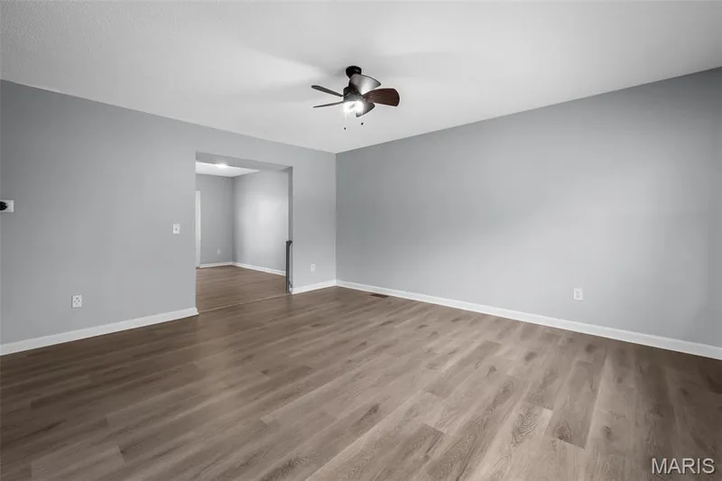 2804 Savoy Drive #2804, Lake St. Louis, MO 63367 — listing photo 6 of 48