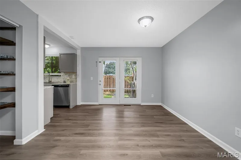 2804 Savoy Drive #2804, Lake St. Louis, MO 63367 — listing photo 12 of 48