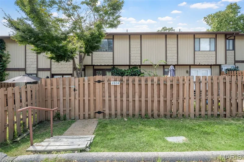 2804 Savoy Drive #2804, Lake St. Louis, MO 63367 — listing photo 34 of 48