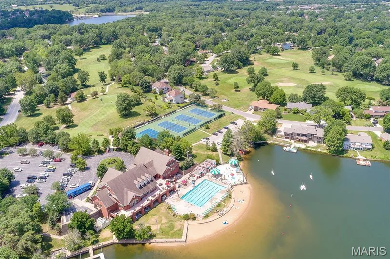 2804 Savoy Drive #2804, Lake St. Louis, MO 63367 — listing photo 38 of 48