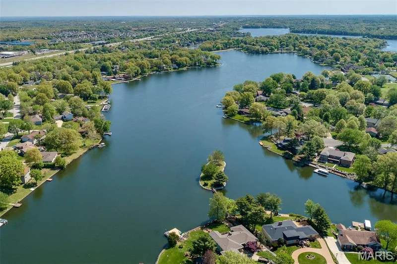 2804 Savoy Drive #2804, Lake St. Louis, MO 63367 — listing photo 44 of 48