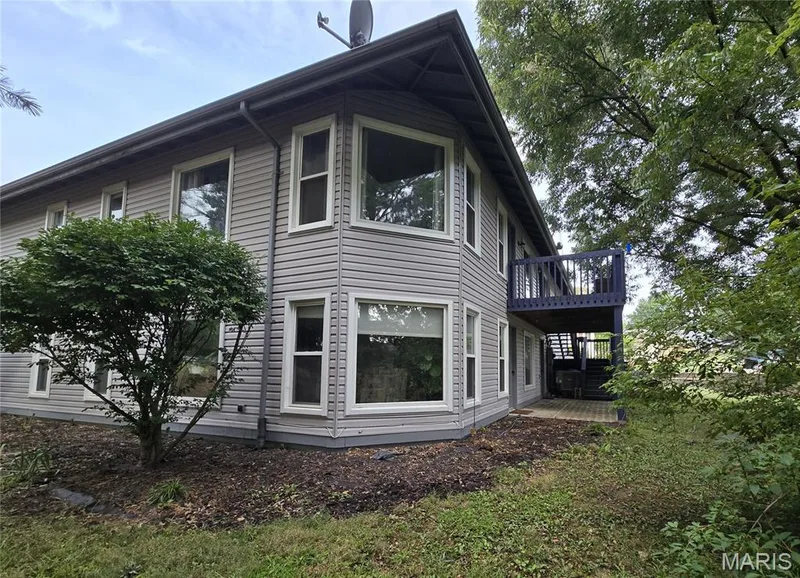 266 Savoy Drive, Lake St. Louis, MO 63367 — listing photo 5 of 5