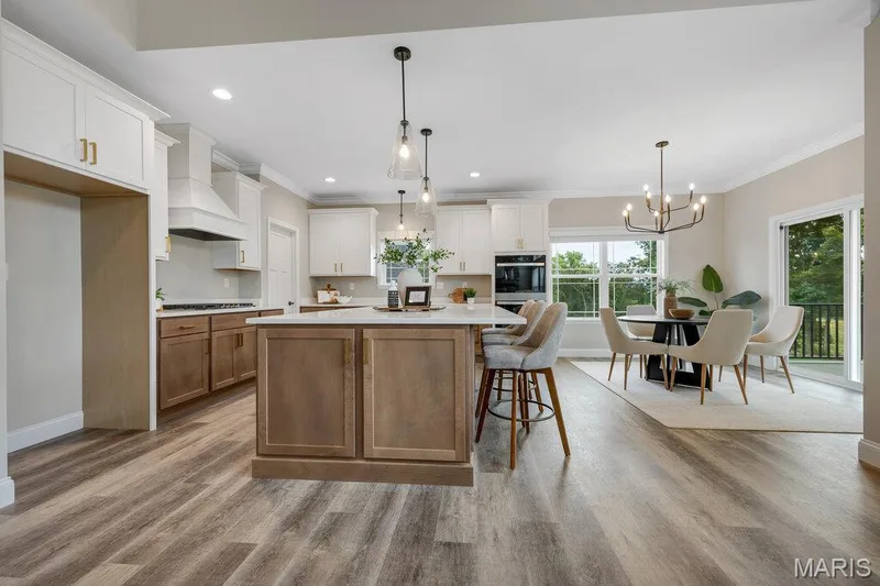 236 Woodhurst, Wentzville, MO 63385 — listing photo 5 of 67