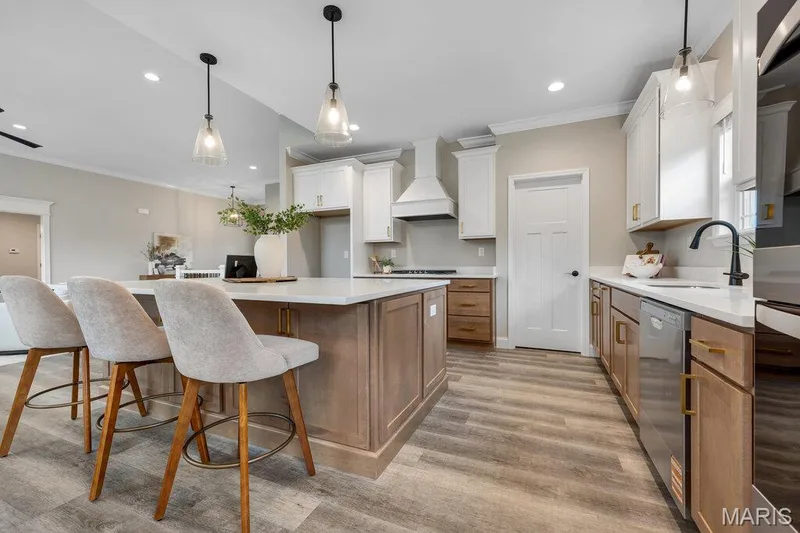 236 Woodhurst, Wentzville, MO 63385 — listing photo 7 of 67